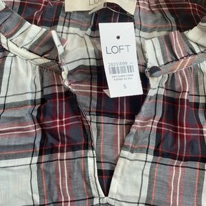 Long sleeve plaid Loft shirt
